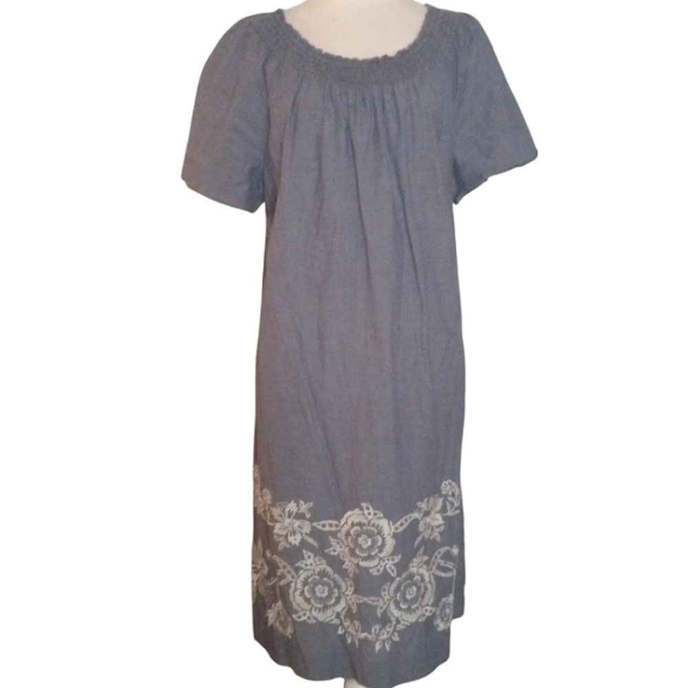 Talbots Floral Embroidered Blue Chambray Smocked Neckline Cotton Dress Size 14